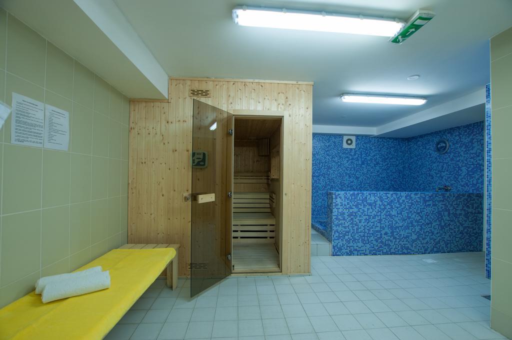 Hotel Saris Bardejov Exteriör bild
